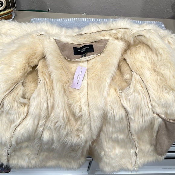 Ann Taylor Beige Shearling Jacket Large Petite New With Tags - Picture 9 of 10